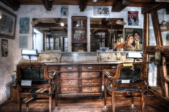 barber, grootmoederstijd, old, barber shop, barbier, barber, barber, barber, barber, barber, barber shop, barber shop, barber shop, barber shop. Barbershop expansion: signal versus noise
