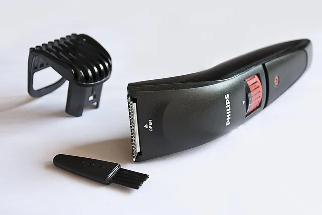 electronics, shaver, hair dressing, beauty, grooming, men, hair cut, cutting, barber, salon, care, luxury, shaving, razor, shaver, shaver, hair cut, hair cut, barber, barber, barber, barber, shaving, razor, razor, razor, razor, razor. Barbershop equipment on a budget: used versus new